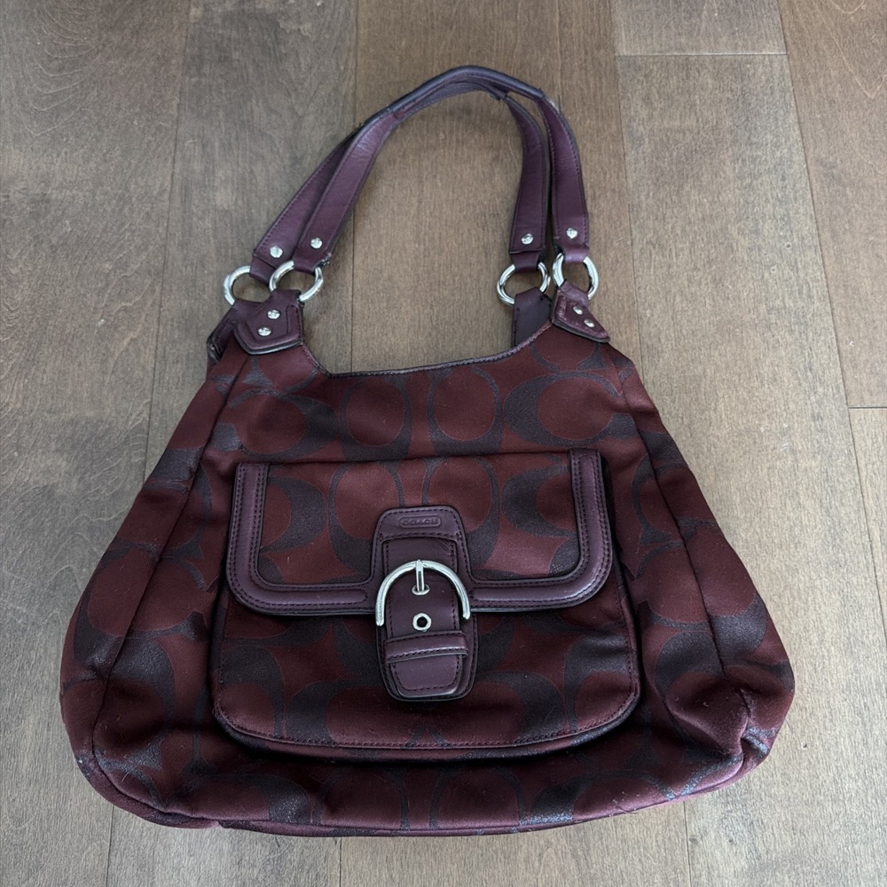 COACH Campbell Signature  F26245 Jacquard Red Bordeaux
